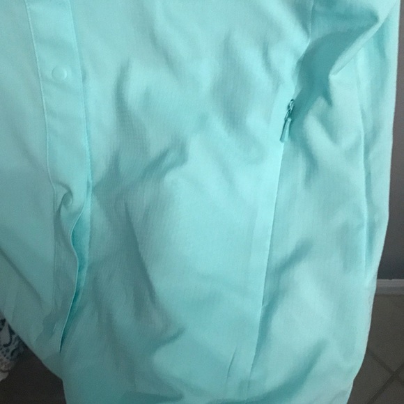 Columbia Top - Picture 4 of 5